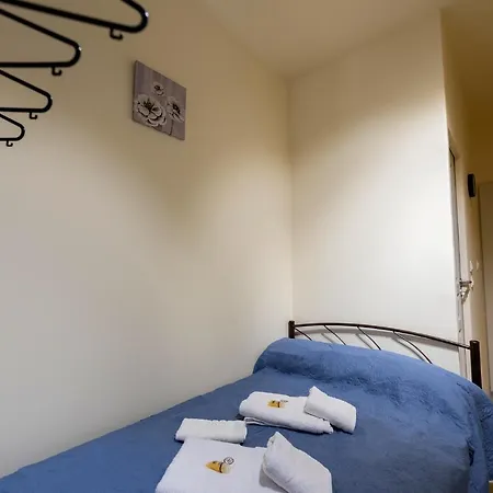 Pure Urban Bedboxes Acropolis Metro Petralona Apartment Athens Exterior photo