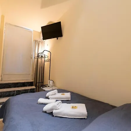 Pure Urban Bedboxes Acropolis Metro Petralona Apartment Athens Exterior photo