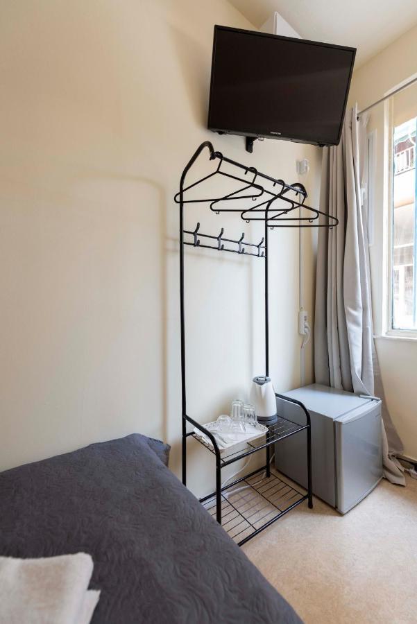Pure Urban Bedboxes Acropolis Metro Petralona Apartment