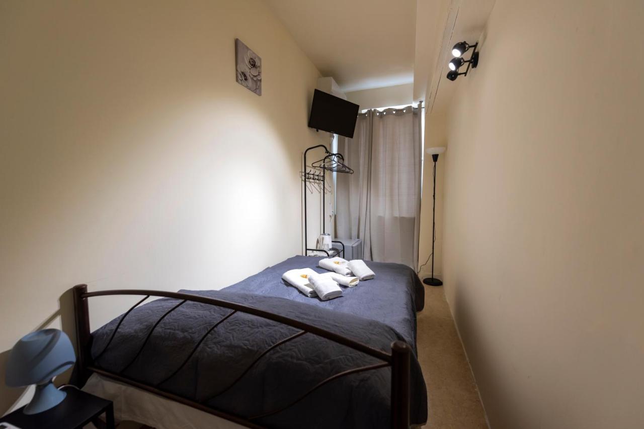 Pure Urban Bedboxes Acropolis Metro Petralona Apartment *